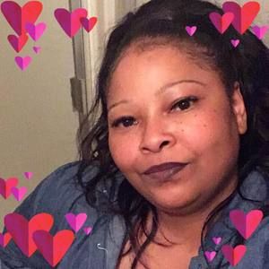 Meet your Posher, Apryl